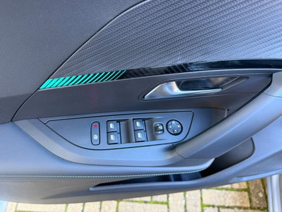 Peugeot 2008 BlueHDi 110 S&S Allure Pack (17)