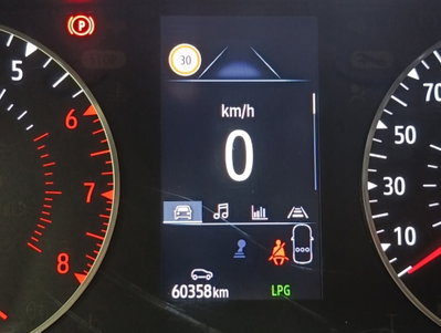 Renault Captur TCe 100 CV GPL Equilibre (13)