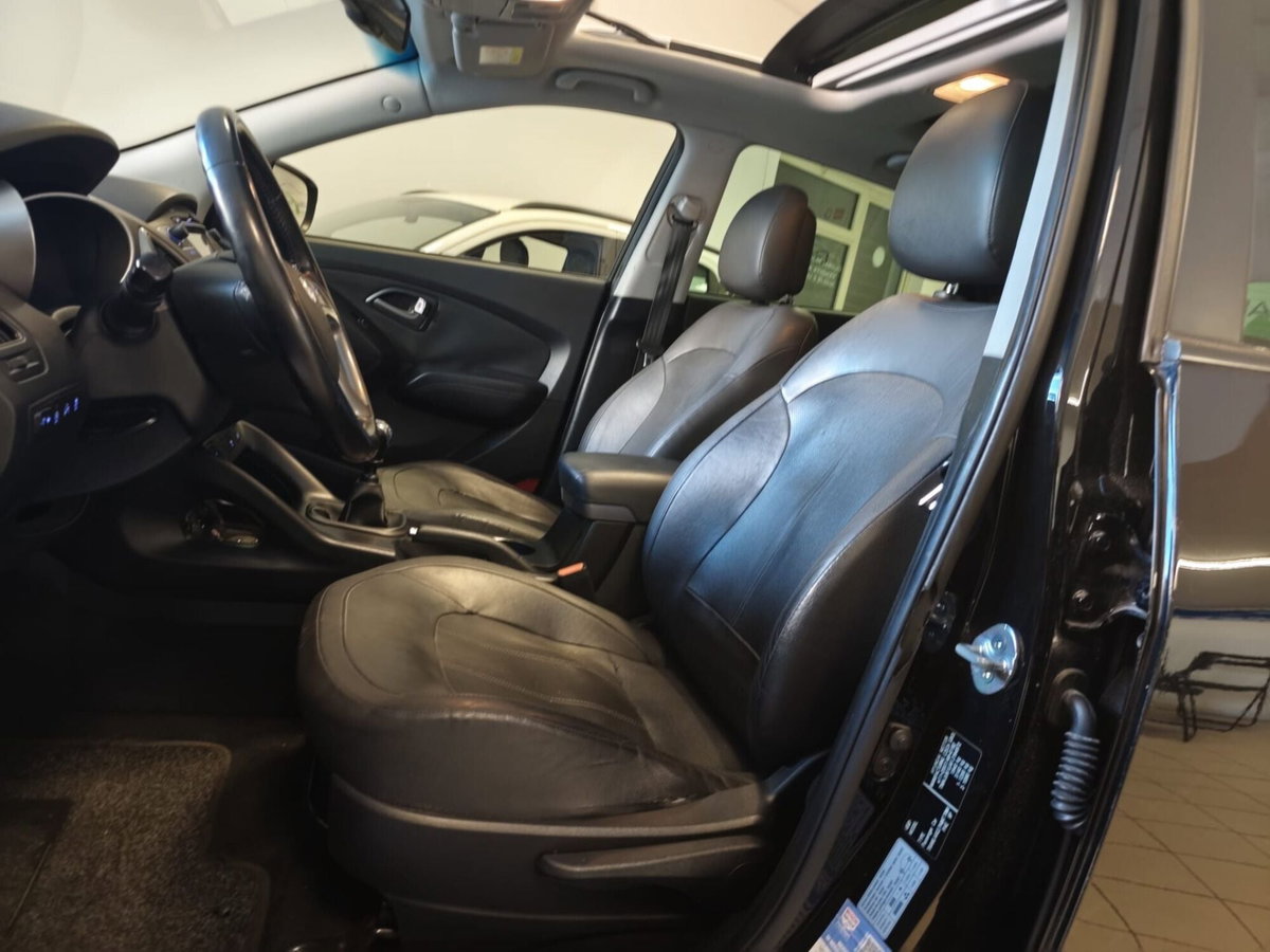 Hyundai ix35 1.7 CRDi 2WD Xpossible (7)