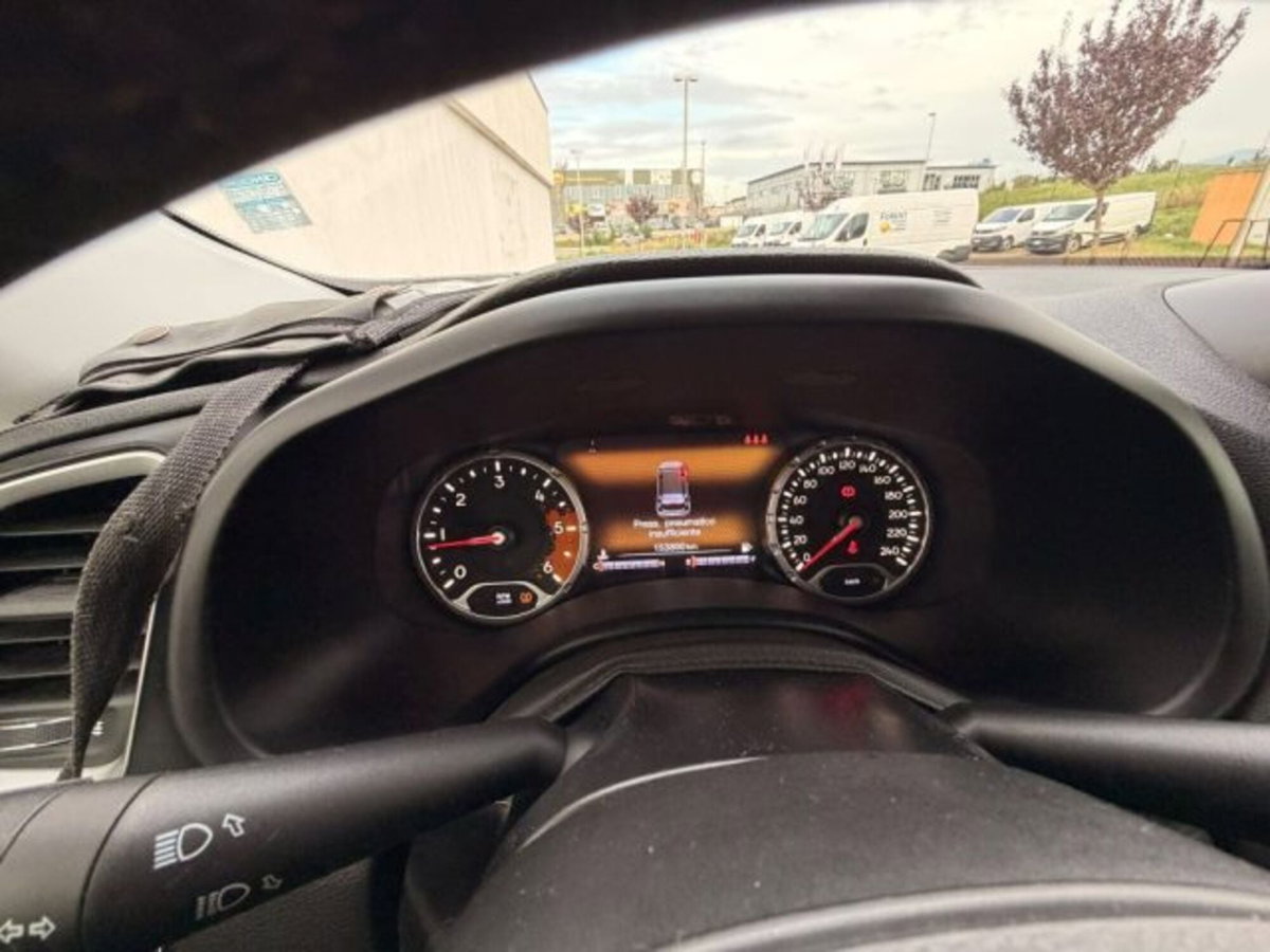 Jeep Renegade 1.6 Mjt 120 CV Limited (6)