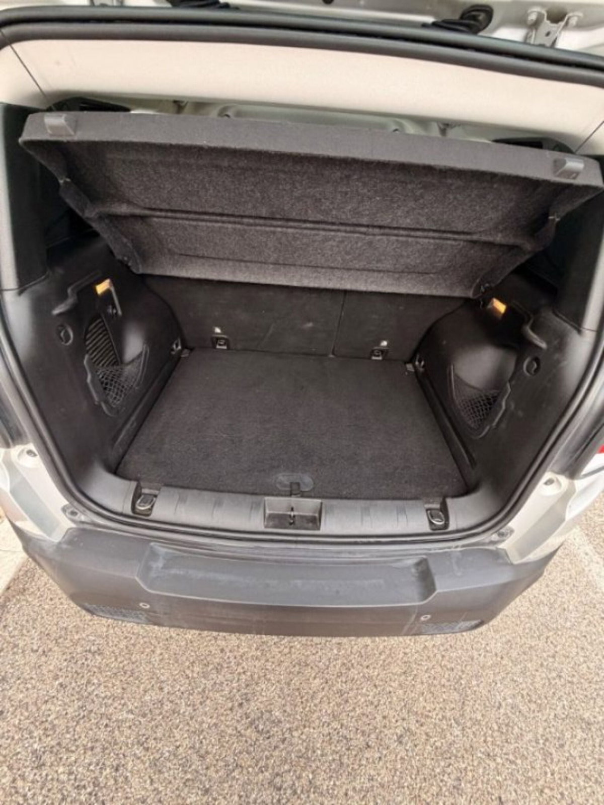 Jeep Renegade 1.6 Mjt 120 CV Limited (8)
