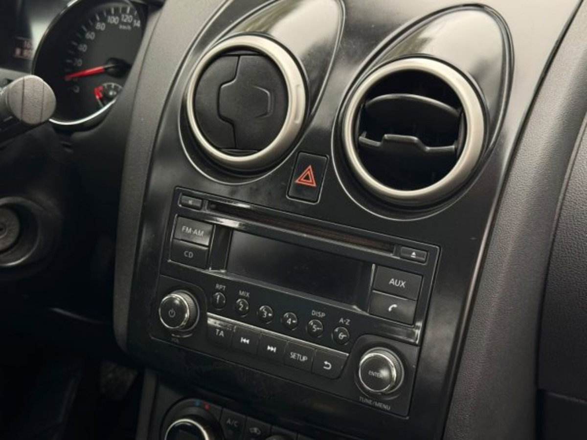 Nissan Qashqai 1.5 dCi DPF Acenta (17)