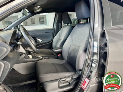 Toyota Yaris Cross 1.5 Hybrid 5p. E-CVT AWD-i Trend (11)
