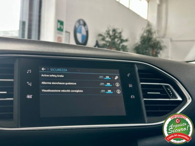 Peugeot 308 BlueHDi 130 S&S Allure (17)