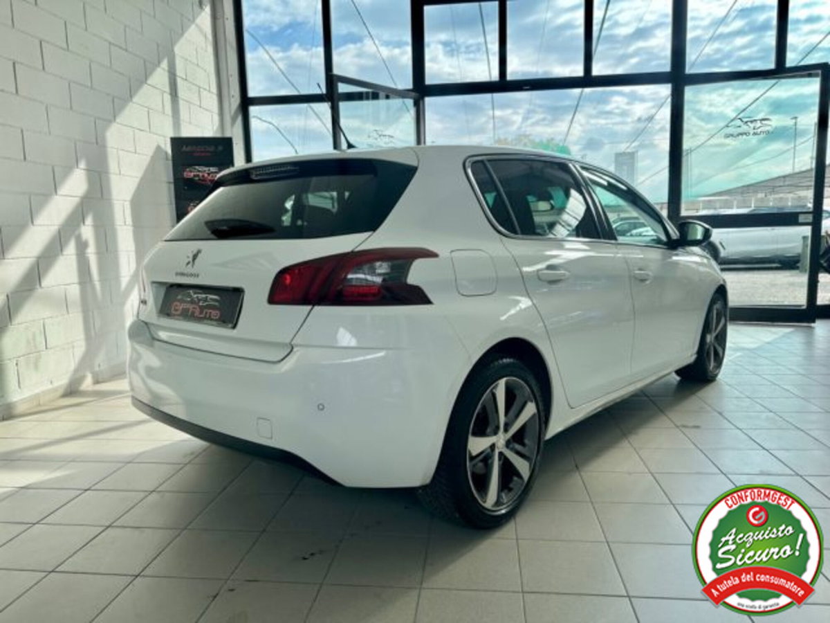 Peugeot 308 BlueHDi 130 S&S Allure (4)