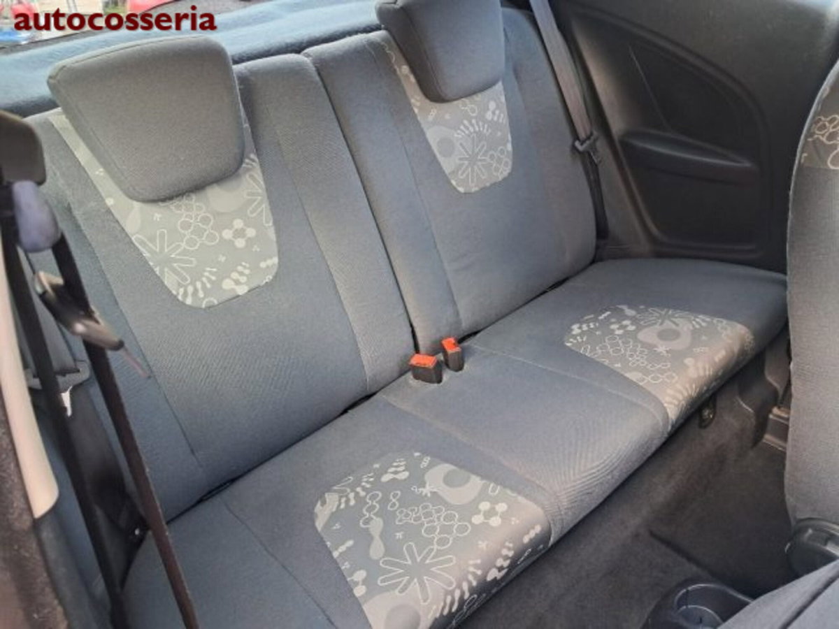 Ford Ka 1.2 8V 69CV (8)