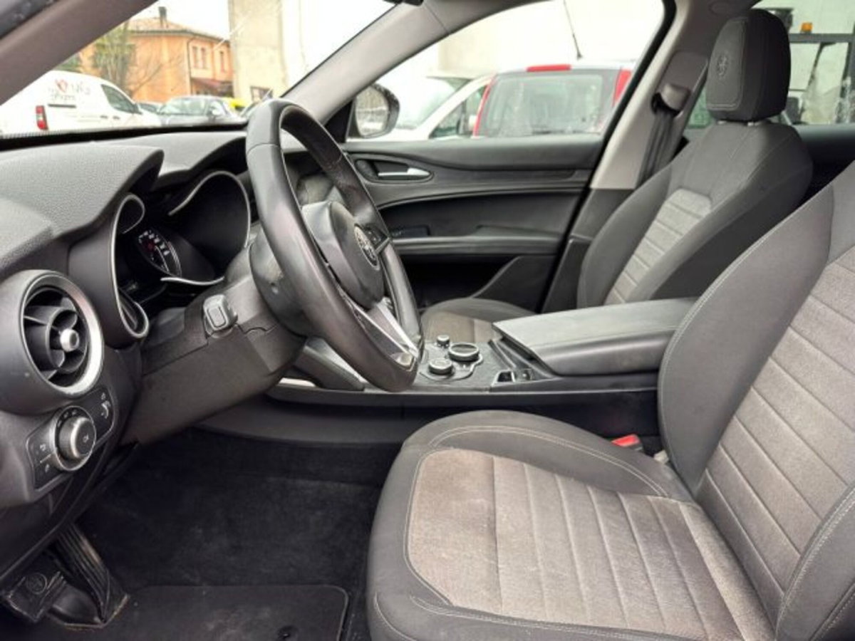 Alfa Romeo Stelvio Stelvio 2.2 Turbodiesel 160 CV AT8 RWD Sport-Tech (15)