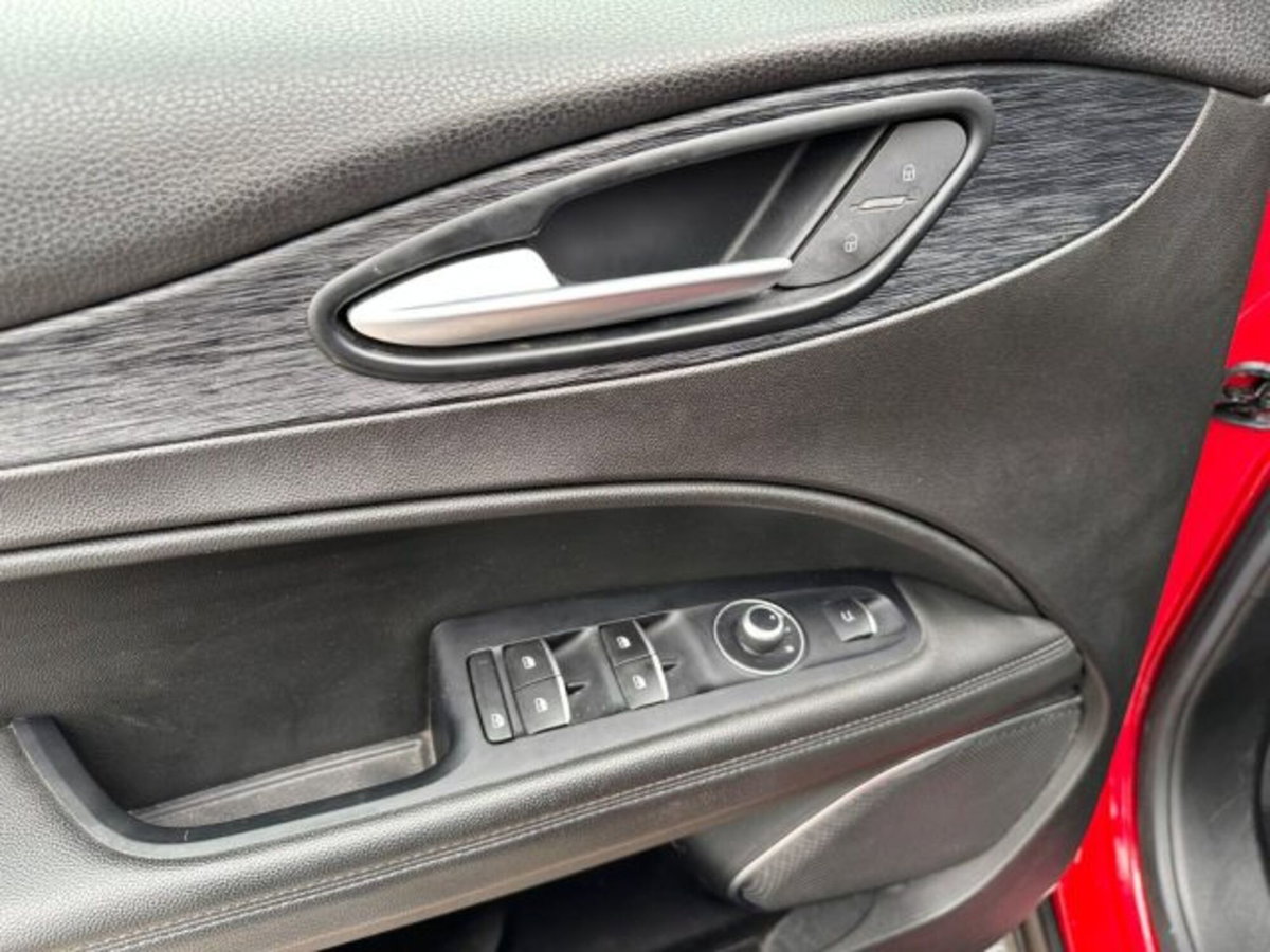 Alfa Romeo Stelvio Stelvio 2.2 Turbodiesel 160 CV AT8 RWD Sport-Tech (16)