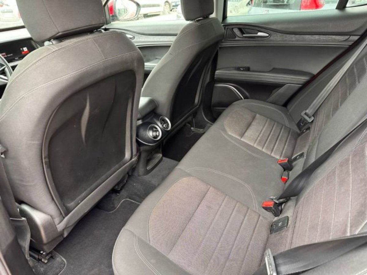Alfa Romeo Stelvio Stelvio 2.2 Turbodiesel 160 CV AT8 RWD Sport-Tech (20)