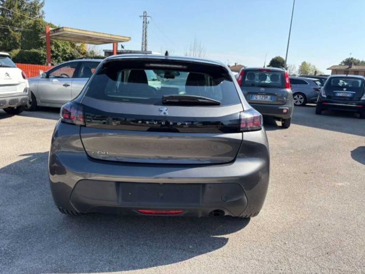 Peugeot 208 PureTech 100 Stop&Start 5 porte Allure (3)