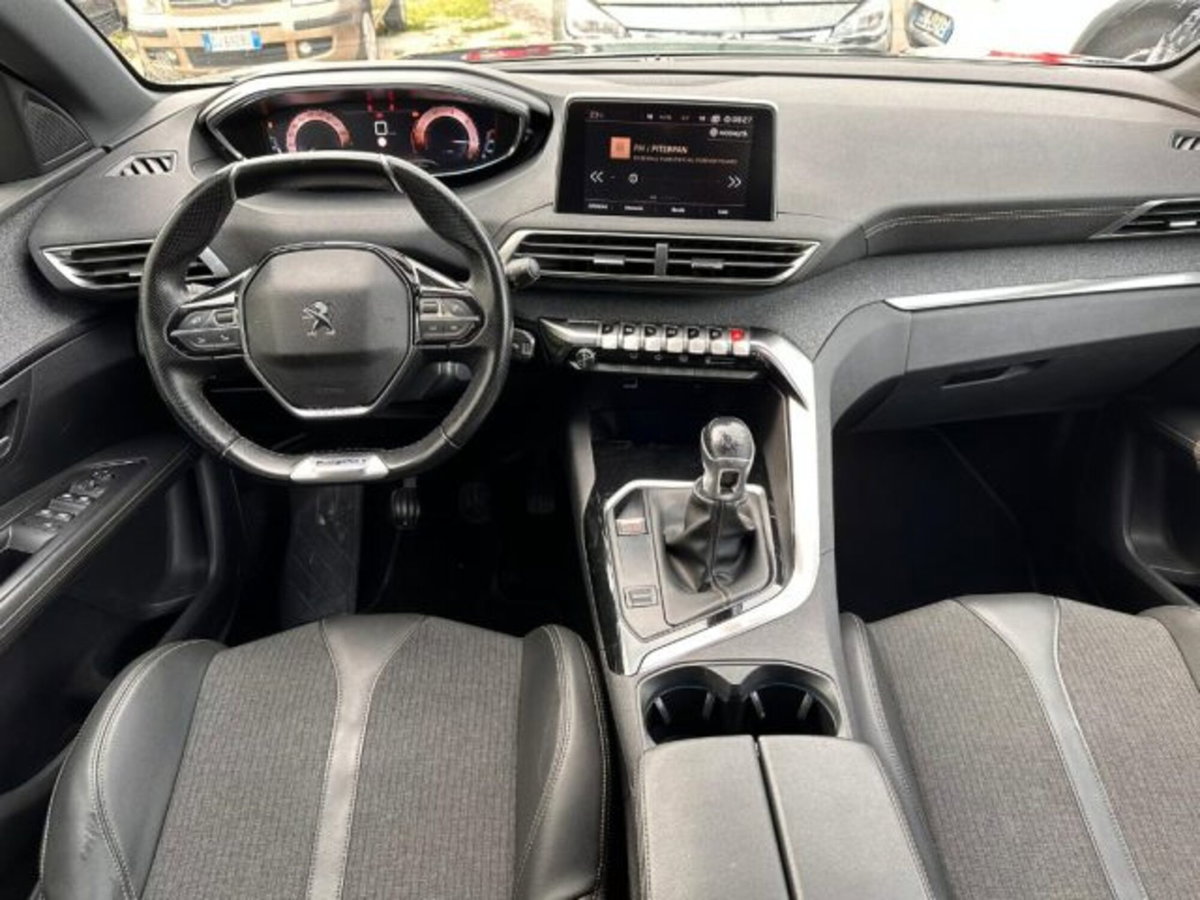 Peugeot 3008 BlueHDi 130 S&S EAT8 GT Line (14)