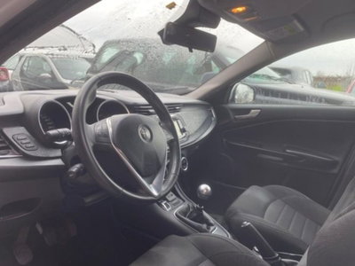 Alfa Romeo Giulietta 1.6 JTDm Super 120cv (7)