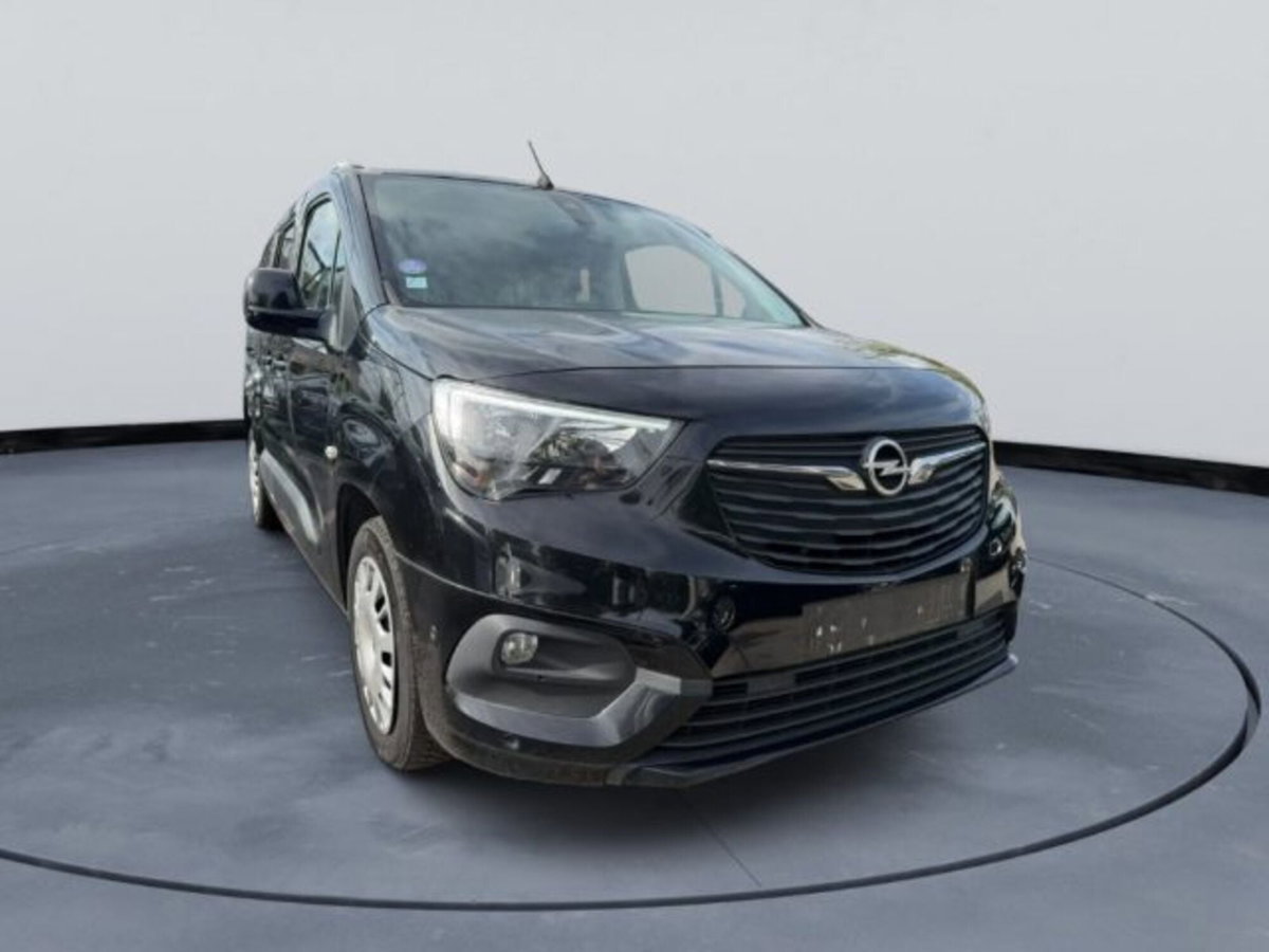 Opel Combo Life 1.2 110 CV S&S MT6 Advance XL (2)