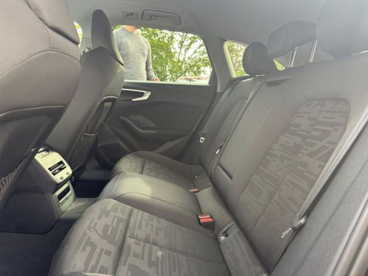 Audi A5 Avant 2.0 tdi mhev+ Business Advanced quattro 204cv s-tronic (13)