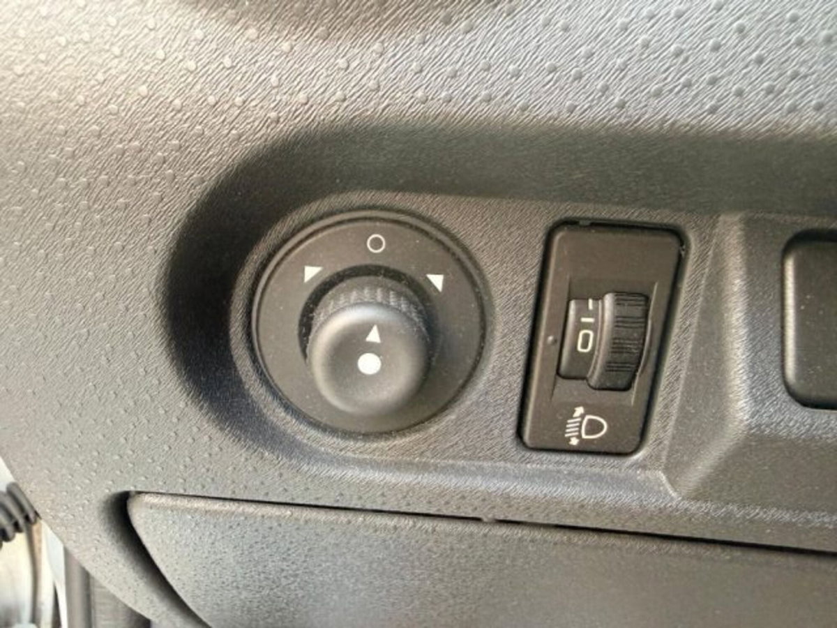 Citroen C3 1.1 airdream Classique (9)