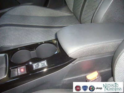 Peugeot 2008 PureTech 100 S&S Allure (13)