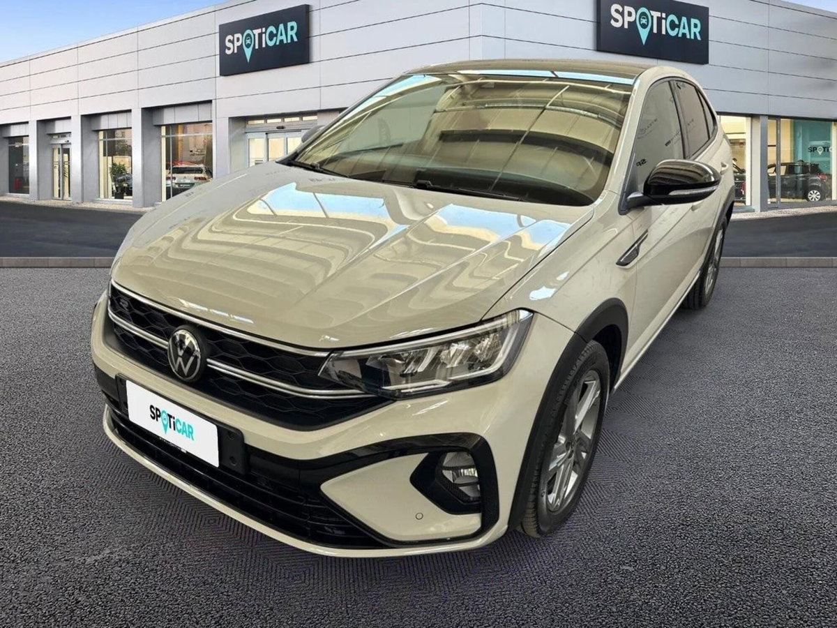 Volkswagen Taigo 1.0 TSI 110 CV DSG R-Line (3)