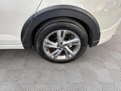 Volkswagen Taigo 1.0 TSI 110 CV DSG R-Line (9)