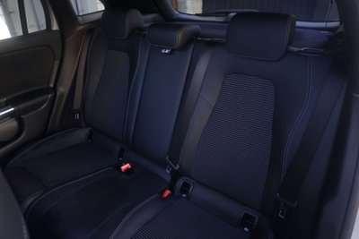 Mercedes-Benz GLA SUV 220 d Automatic Sport Plus (3)