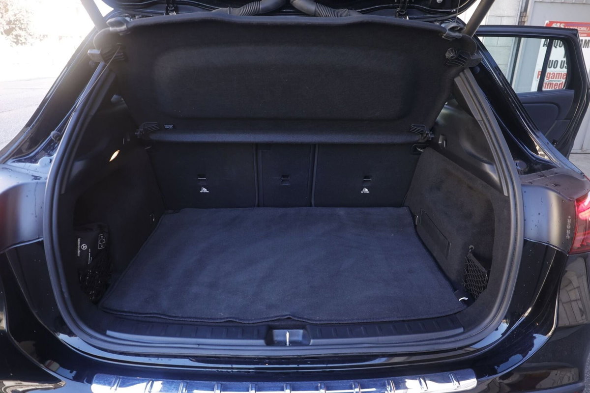 Mercedes-Benz GLA SUV 200 d AMG Line Premium Plus 4matic auto (20)