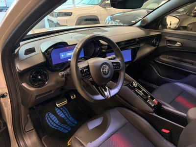Alfa Romeo Junior 1.2 ibrida Speciale 145cv edct6 (7)