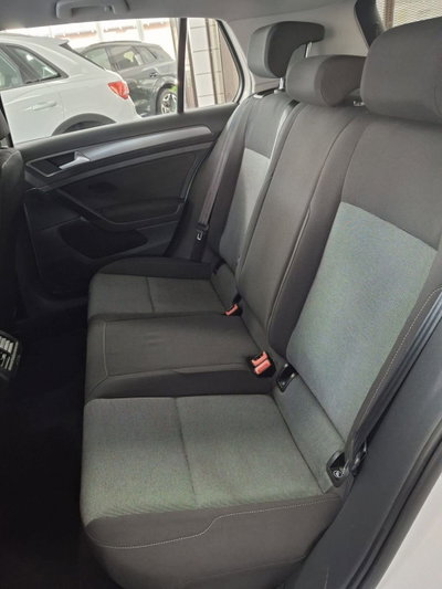 Volkswagen Golf 1.6 TDI 90 CV 5p. Trendline BlueMotion Technology (13)
