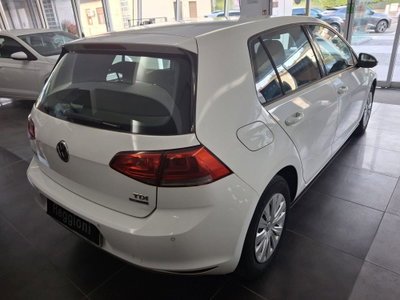 Volkswagen Golf 1.6 TDI 90 CV 5p. Trendline BlueMotion Technology (4)
