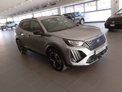 Peugeot 2008 1.2 turbo Allure 100cv (7)