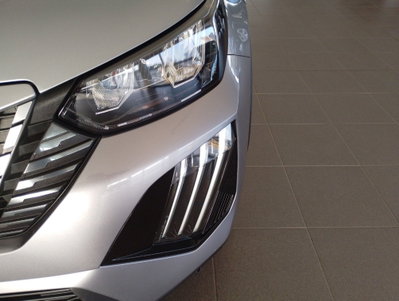 Peugeot 2008 1.2 turbo Allure 100cv (8)