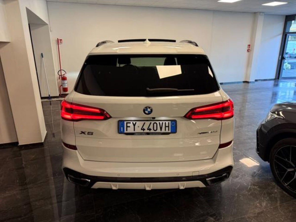 BMW X5 xDrive30d Msport (8)