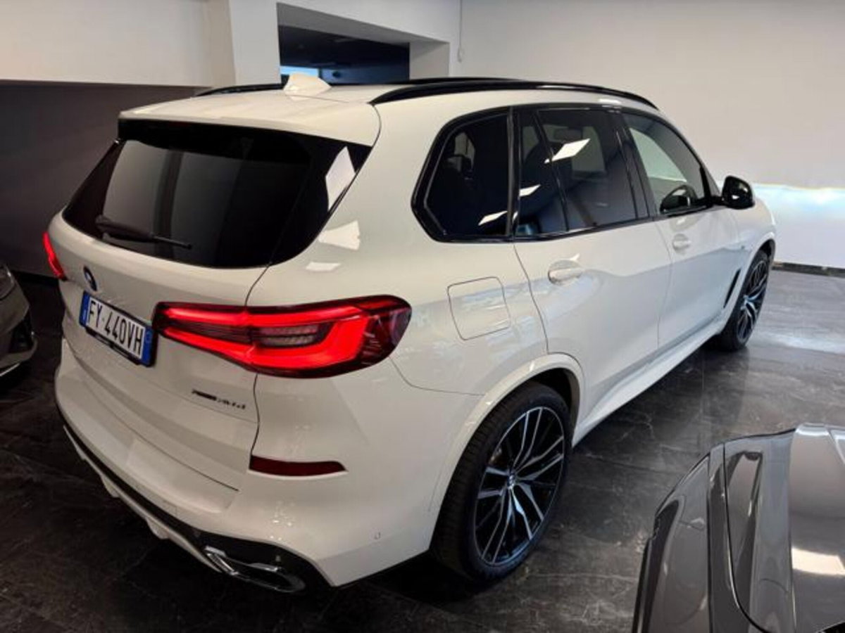 BMW X5 xDrive30d Msport (9)