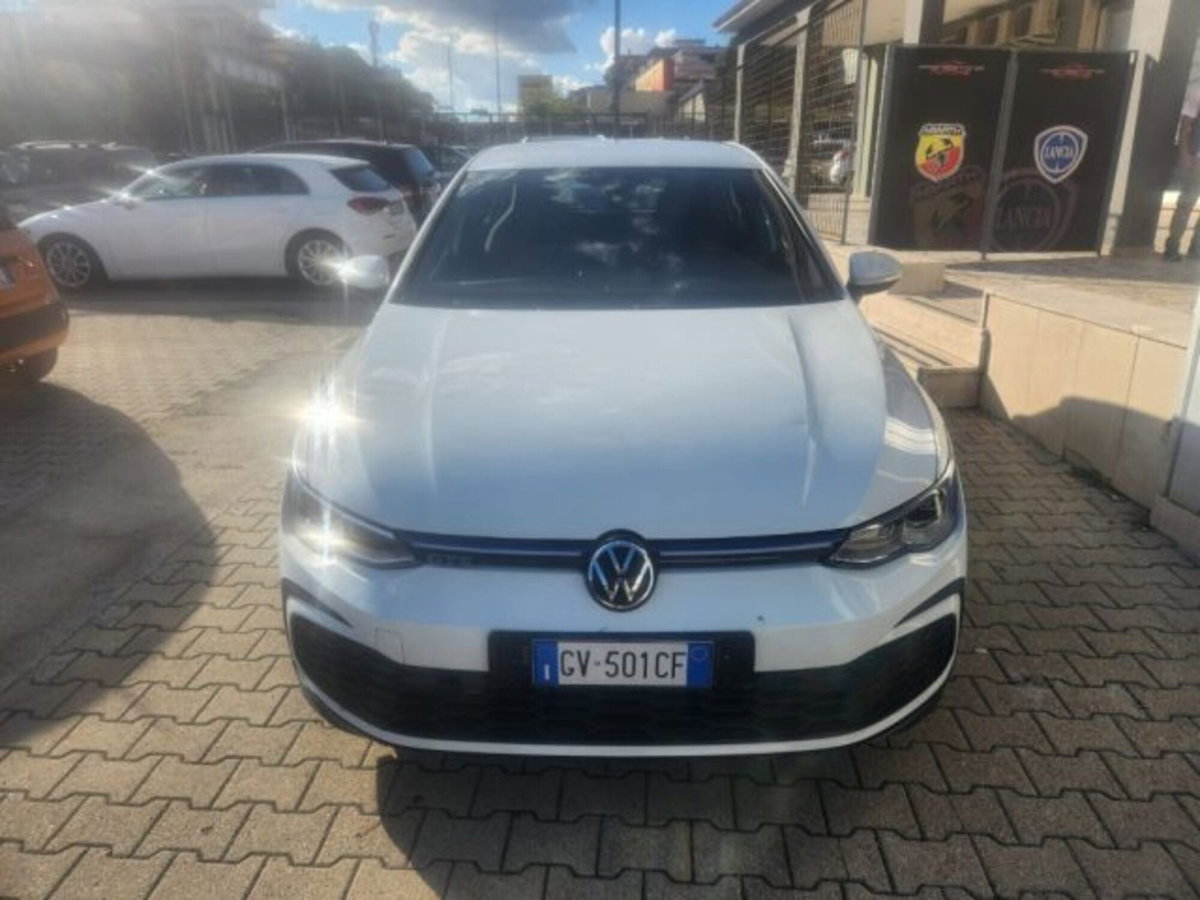 Volkswagen Golf 1.4 GTE DSG Plug-In Hybrid (2)