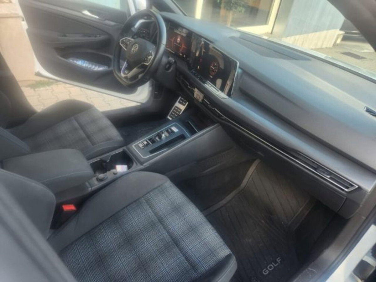 Volkswagen Golf 1.4 GTE DSG Plug-In Hybrid (20)