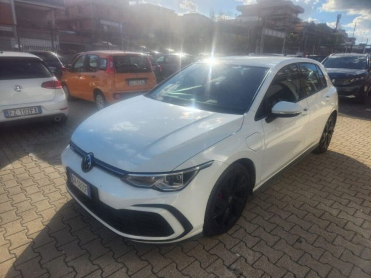 Volkswagen Golf 1.4 GTE DSG Plug-In Hybrid (3)