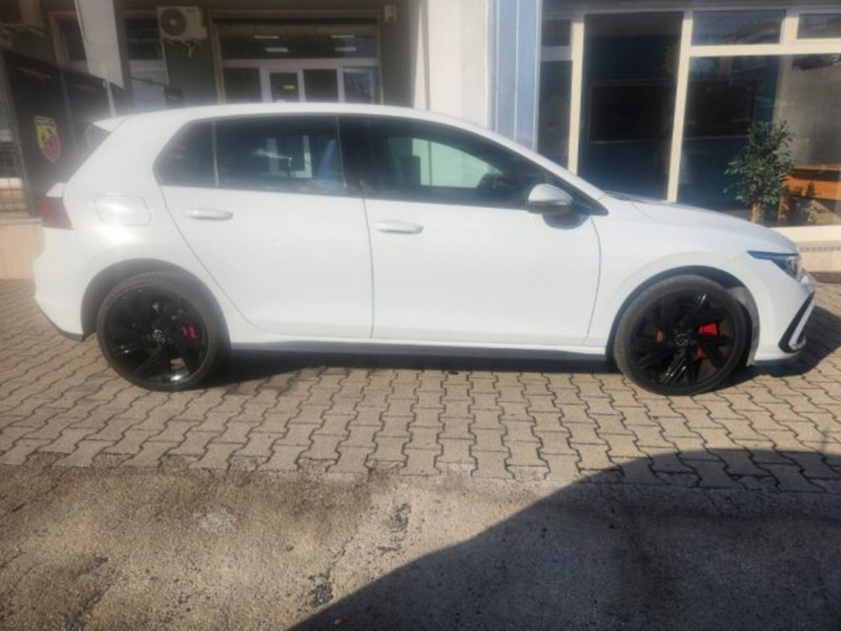 Volkswagen Golf 1.4 GTE DSG Plug-In Hybrid (4)