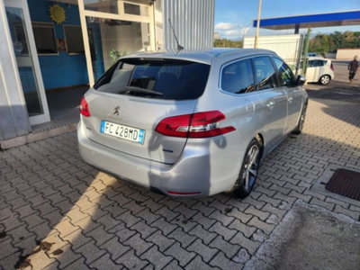 Peugeot 308 SW BlueHDi 120 S&S EAT6 Allure (4)