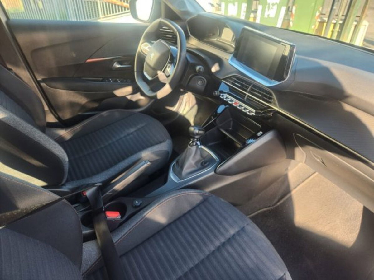 Peugeot 208 1.2 puretech Active s&s 100cv (12)