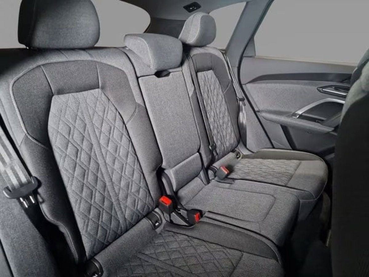 Audi Q5 2.0 tdi mhev+ S line edition quattro 204cv s-tronic (9)