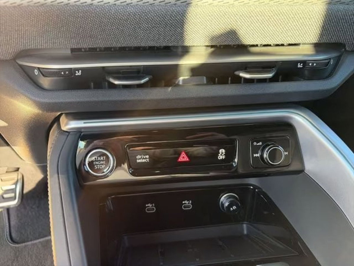 Audi Q5 2.0 tdi mhev+ S line edition quattro 204cv s-tronic (15)