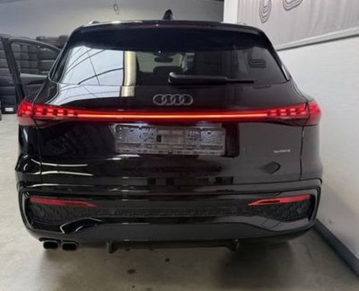 Audi Q5 2.0 tdi mhev+ S line edition quattro 204cv s-tronic (12)