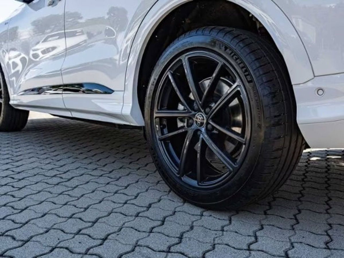 Audi Q5 2.0 tfsi mhev+ S line edition quattro 204cv s-tronic (6)