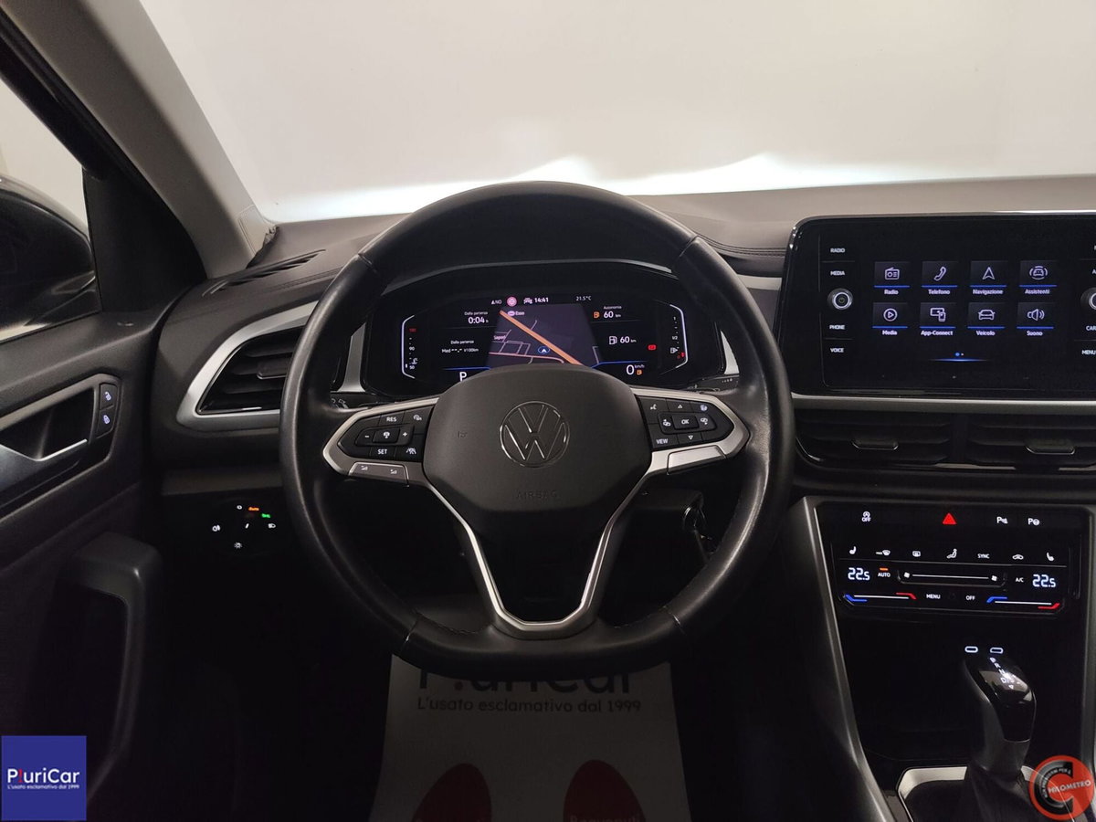 Volkswagen T-Roc 1.5 tsi R-Line dsg (16)