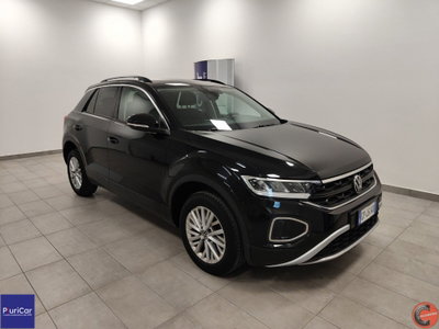 Volkswagen T-Roc 1.5 tsi R-Line dsg (2)