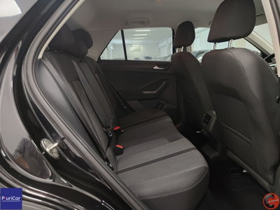 Volkswagen T-Roc 1.5 tsi R-Line dsg (6)