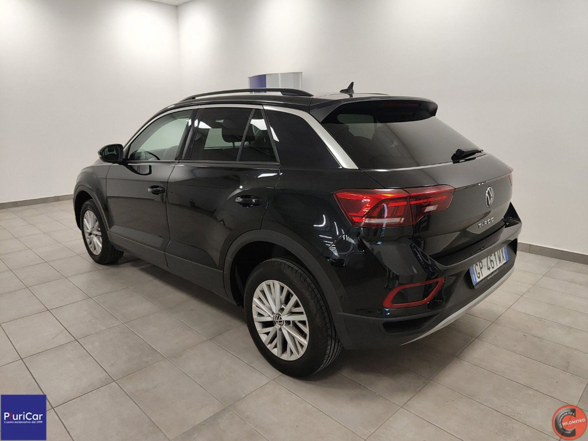 Volkswagen T-Roc 1.5 tsi R-Line dsg (8)