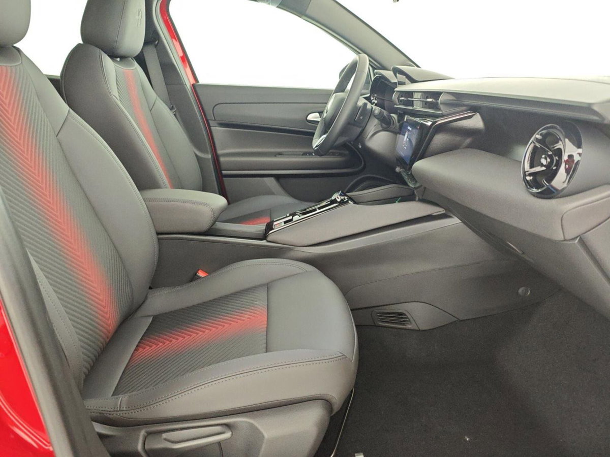 Alfa Romeo Junior elettrica Speciale 156cv (14)