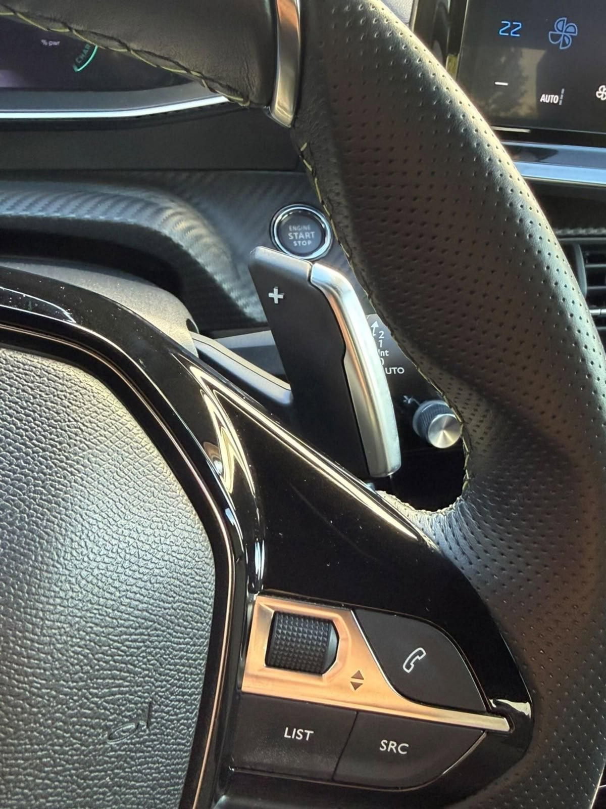 Peugeot 208 motore elettrico 136 CV 5 porte GT (10)