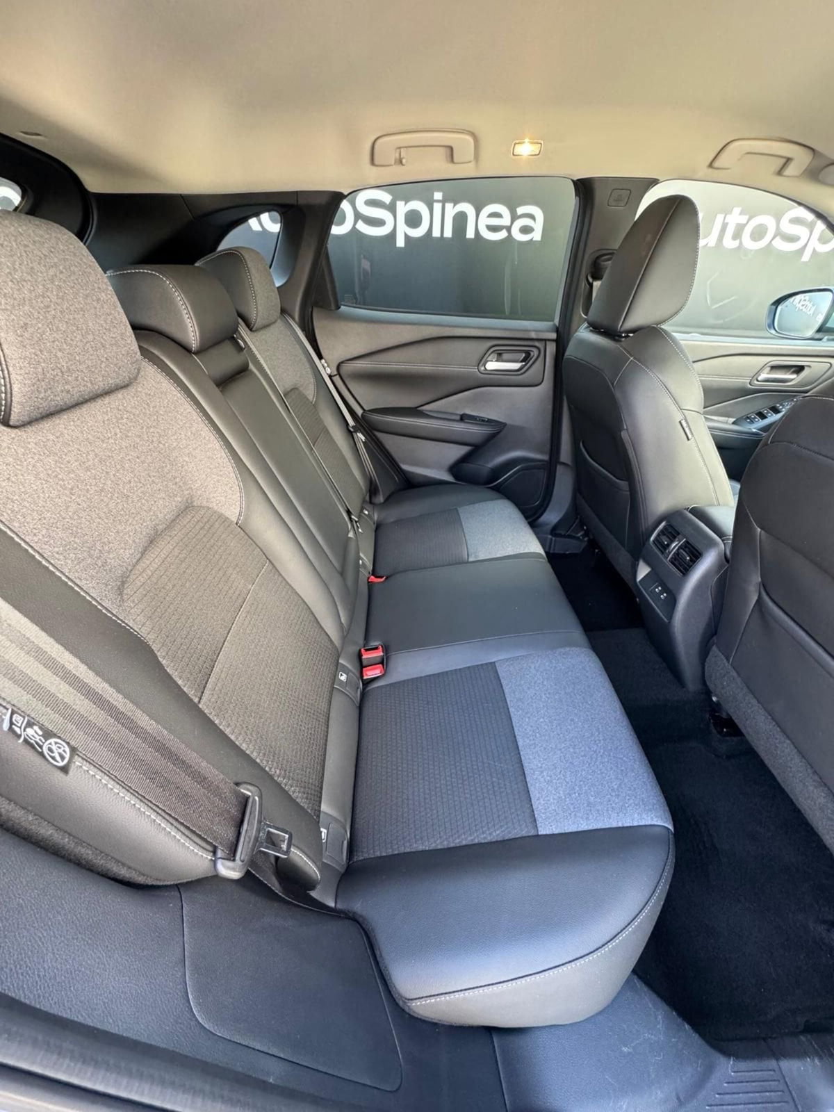 Nissan Qashqai 1.3 mhev N-Connecta 2wd 140cv (11)