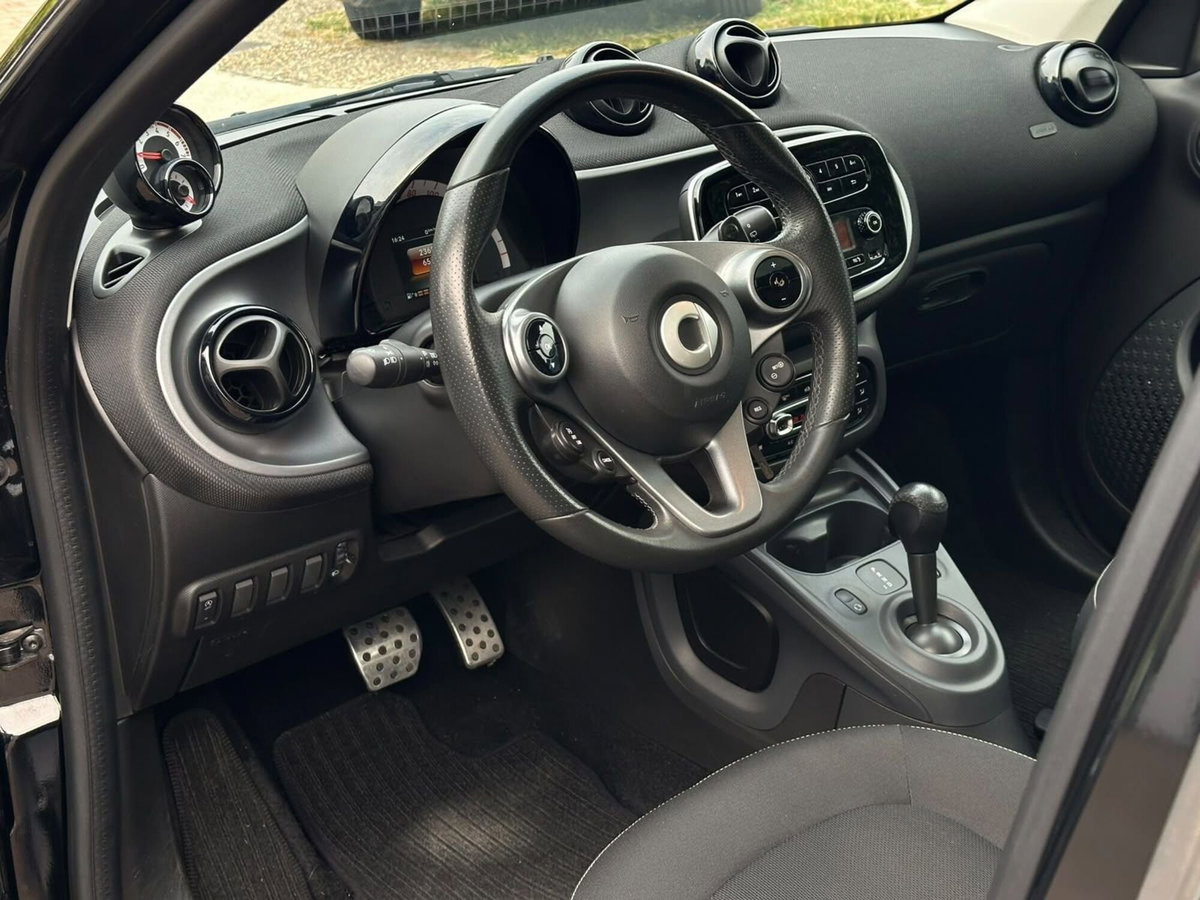 smart forfour forfour 70 1.0 Superpassion (10)
