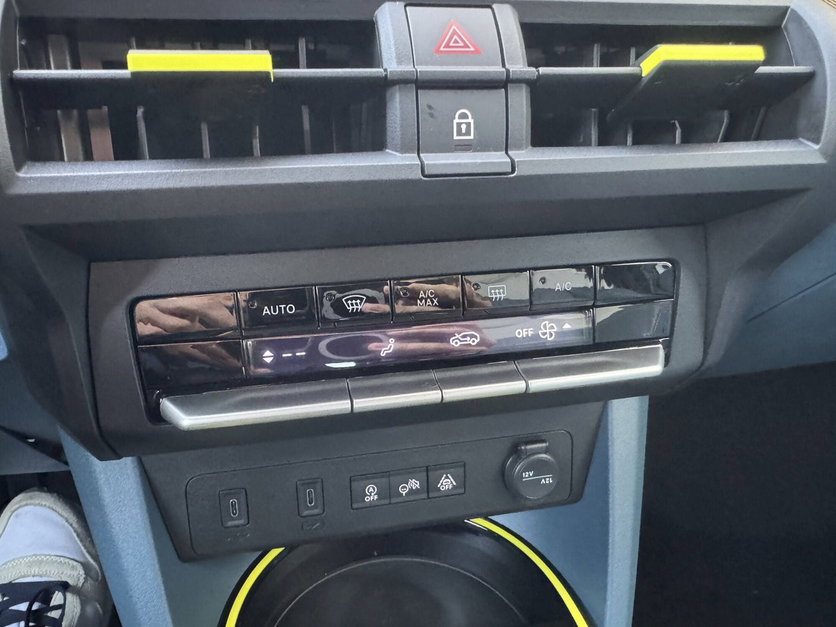 Fiat Grande Panda 1.2 La Prima 100cv (14)